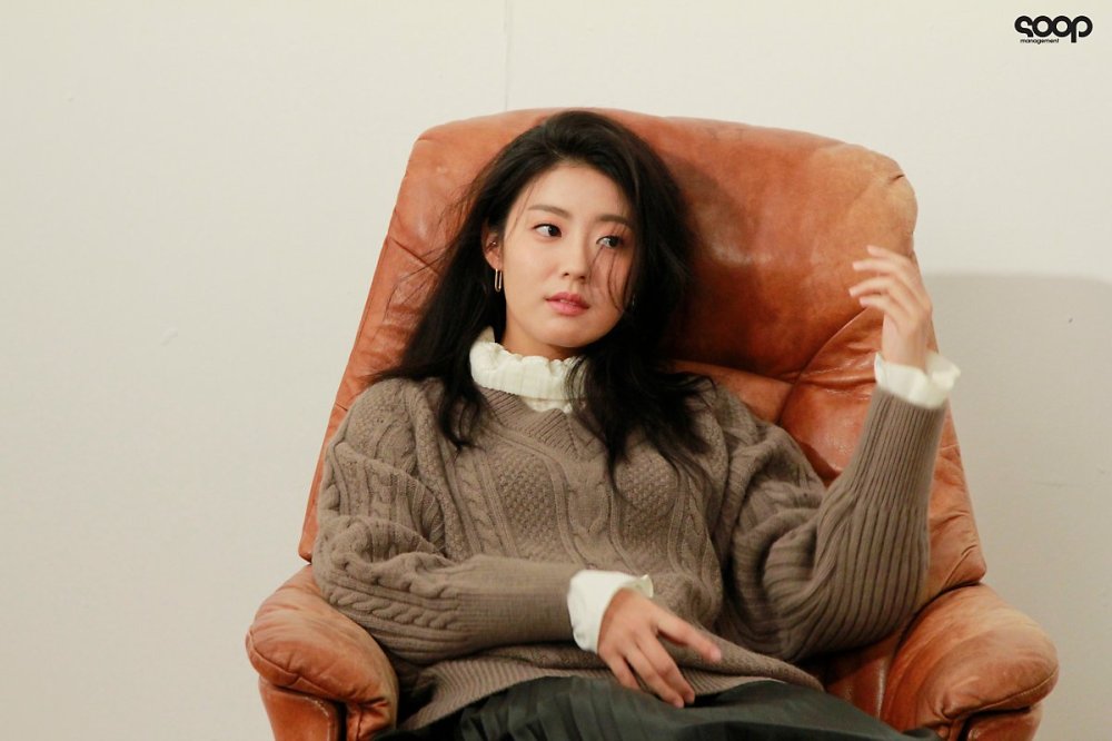 Nam Ji-hyun Sexy and Hottest Photos , Latest Pics