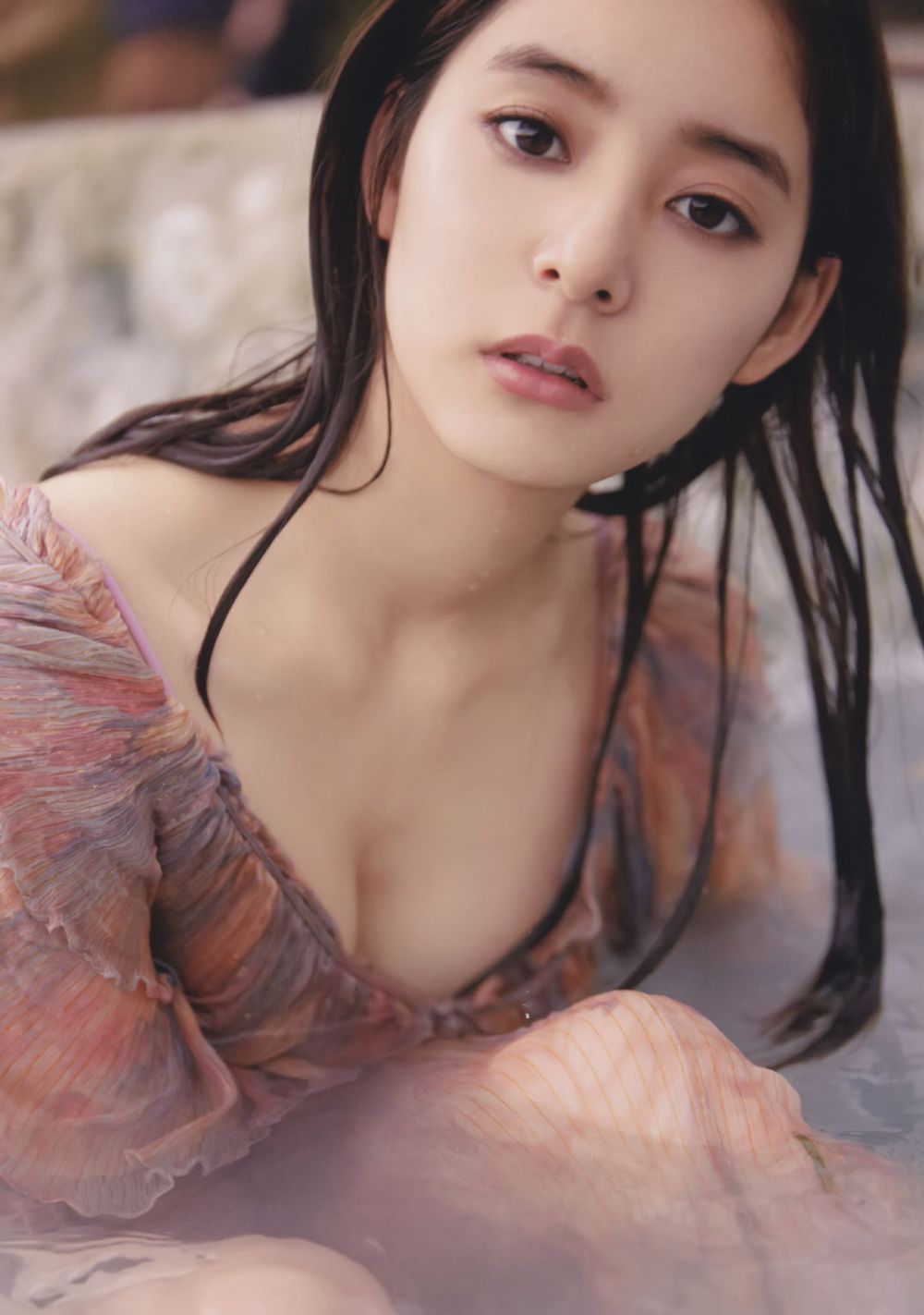 Yûko Araki Sexy and Hottest Photos , Latest Pics
