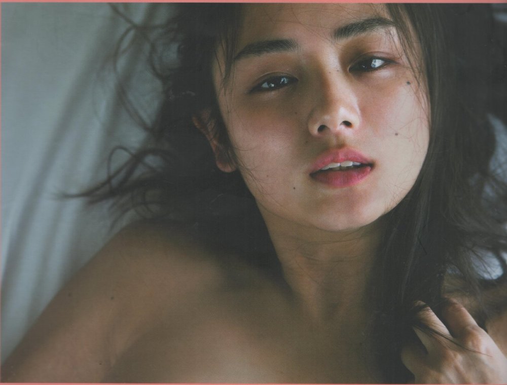 Moemi Katayama Sexy and Hottest Photos , Latest Pics