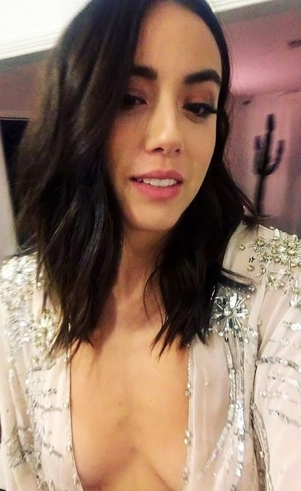 Chloe Bennet Sexy and Hottest Photos , Latest Pics