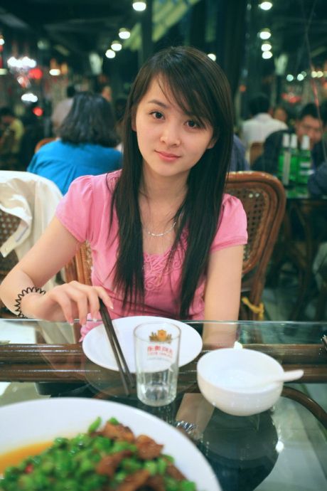 Sha Deng Sexy and Hottest Photos , Latest Pics