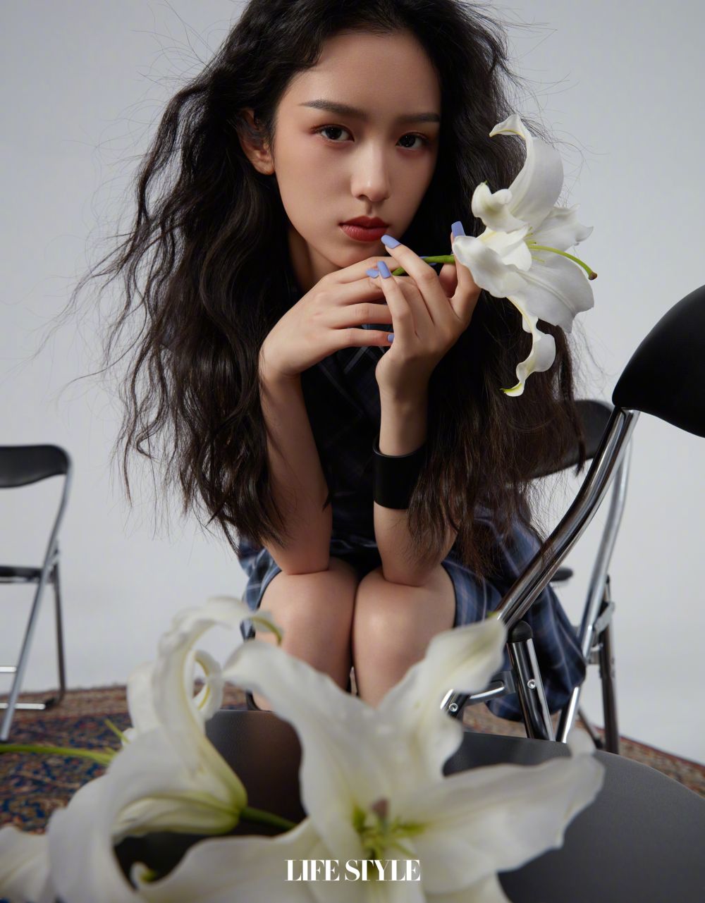 Ye Zhou Sexy and Hottest Photos , Latest Pics