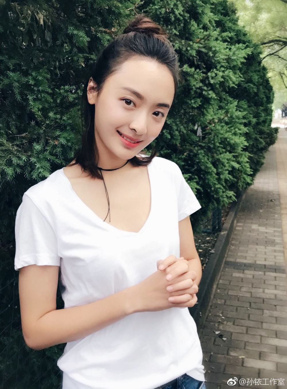 Yi Sun Sexy and Hottest Photos , Latest Pics