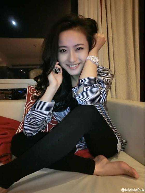 Tong Wan Sexy and Hottest Photos , Latest Pics