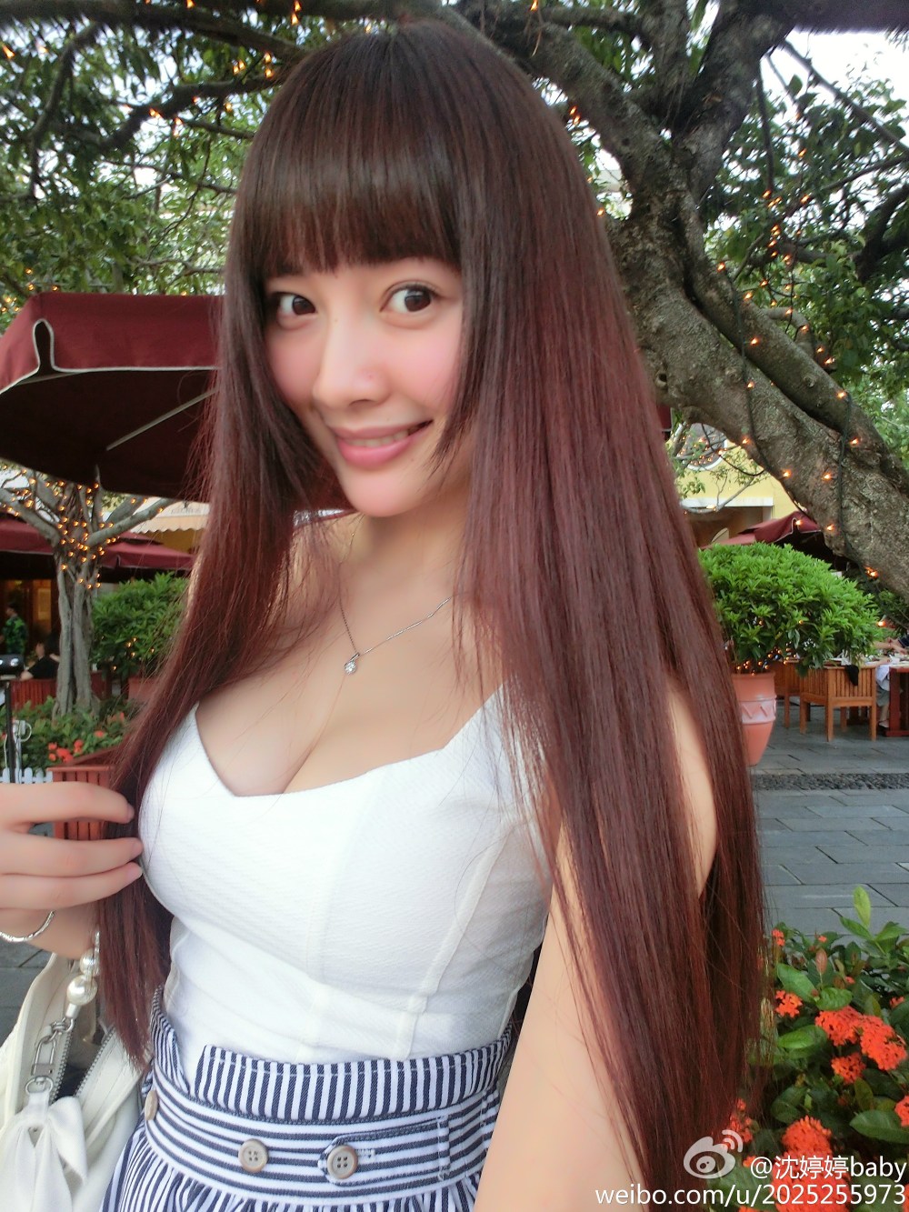 Tingting Shen Sexy and Hottest Photos , Latest Pics