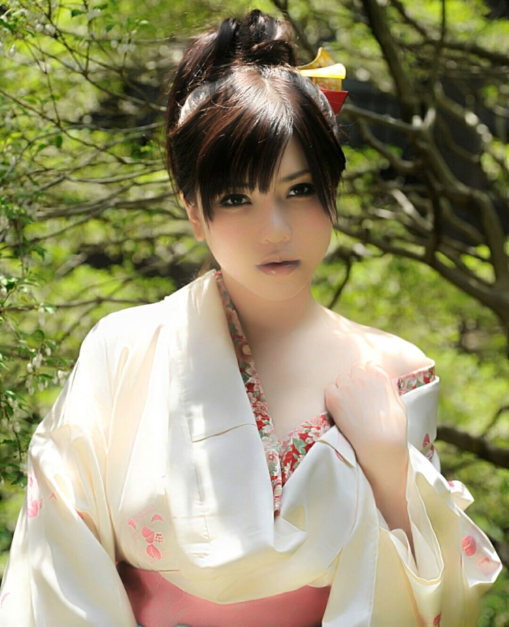 Anri Okita Sexy and Hottest Photos , Latest Pics