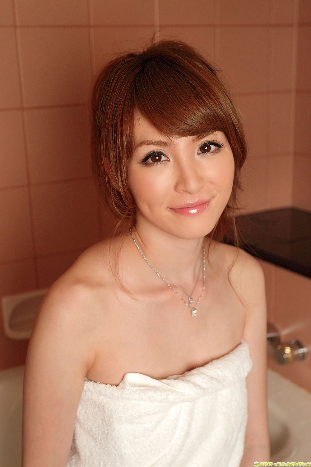 Miku Ohashi Sexy and Hottest Photos , Latest Pics