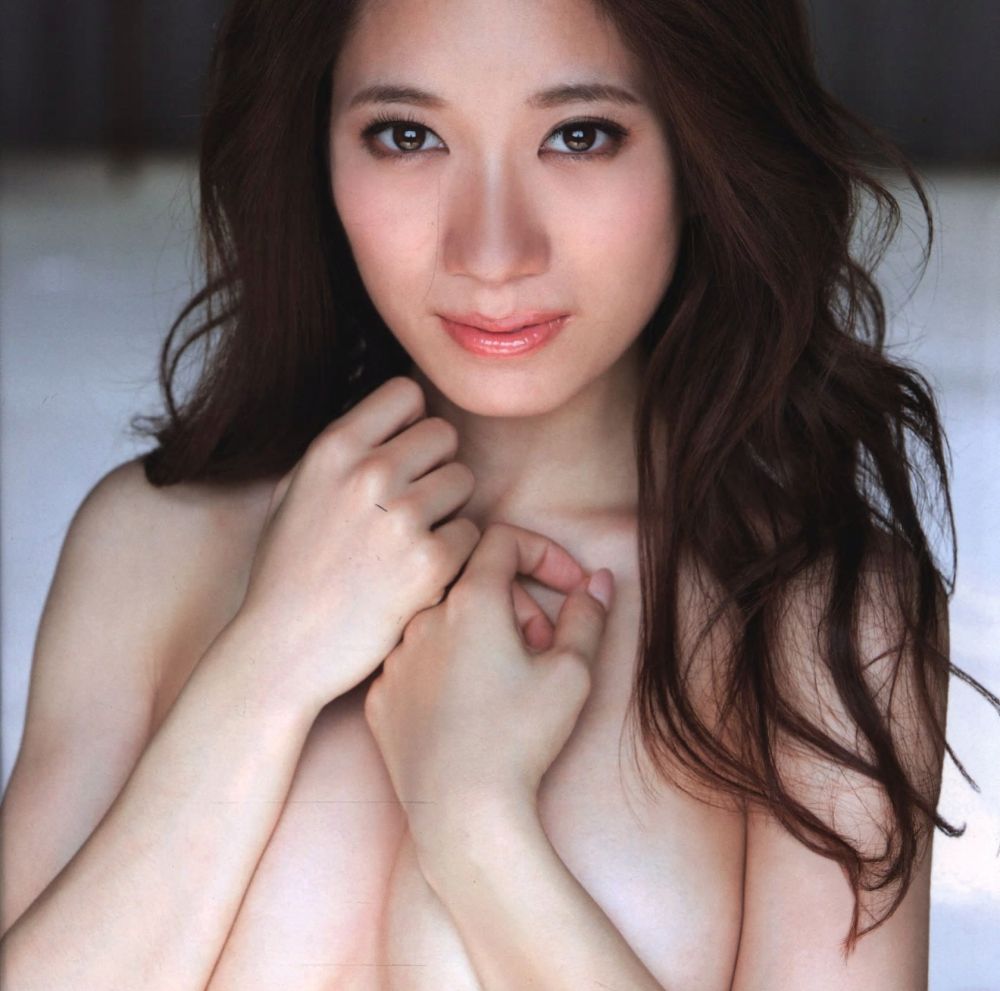 Rin Azuma Sexy and Hottest Photos , Latest Pics