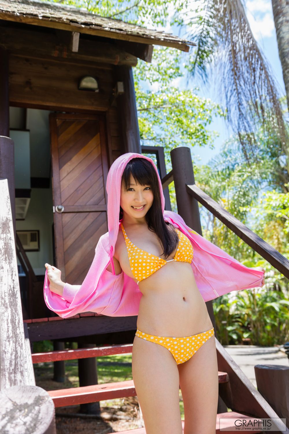 Arisa Misato Sexy and Hottest Photos , Latest Pics