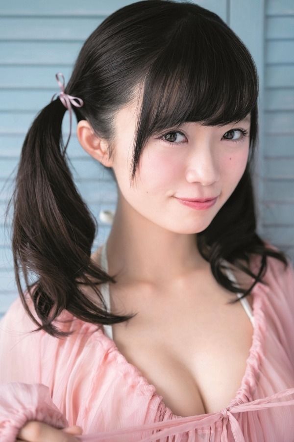 Rika Nakai Sexy and Hottest Photos , Latest Pics