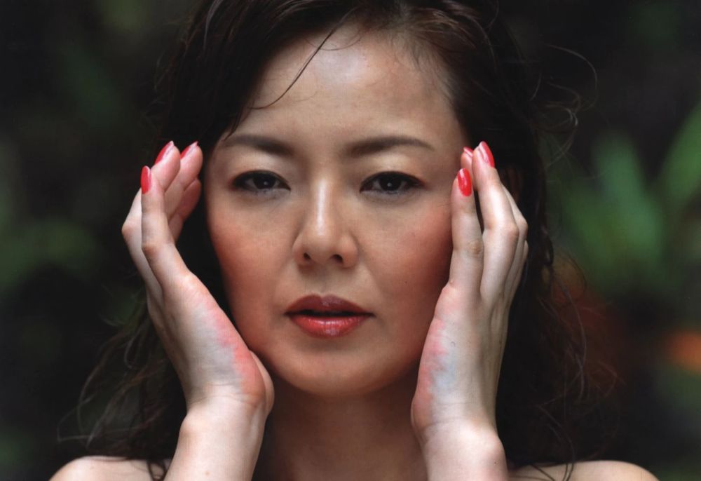 Mieko Arai Sexy and Hottest Photos , Latest Pics