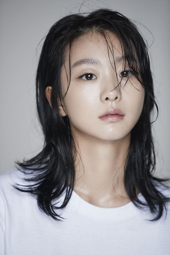 Kim Da-mi Sexy and Hottest Photos , Latest Pics