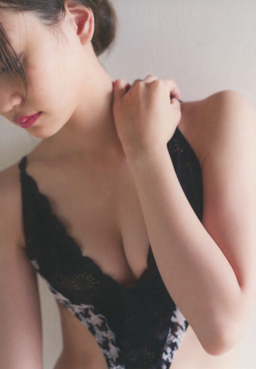 Mariya Nagao Sexy and Hottest Photos , Latest Pics
