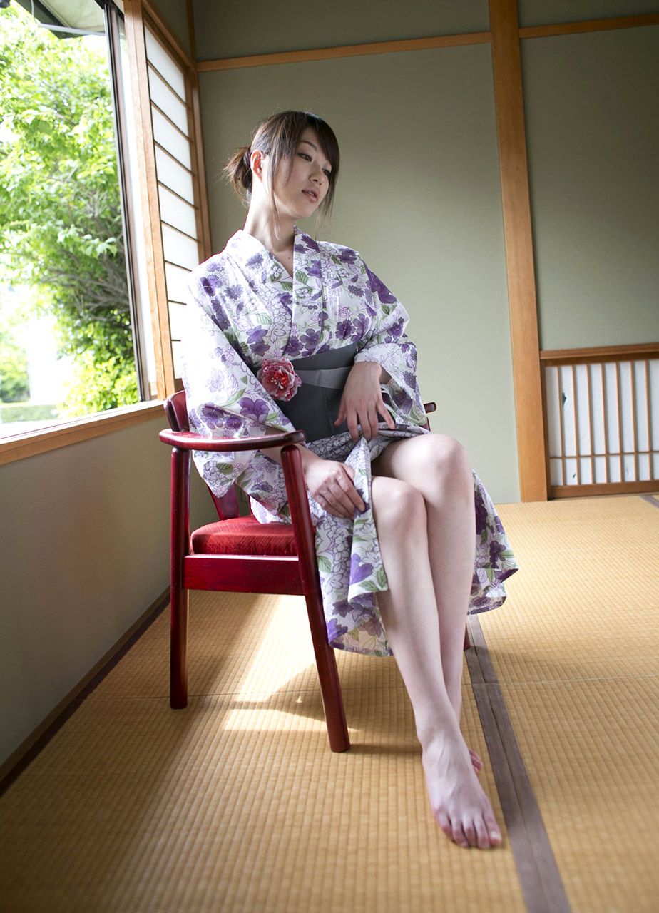 Akari Hoshino Sexy and Hottest Photos , Latest Pics