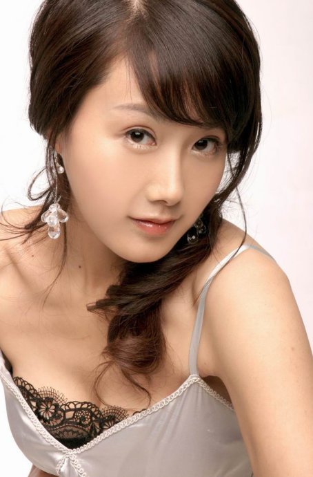 Li Ding Sexy and Hottest Photos , Latest Pics