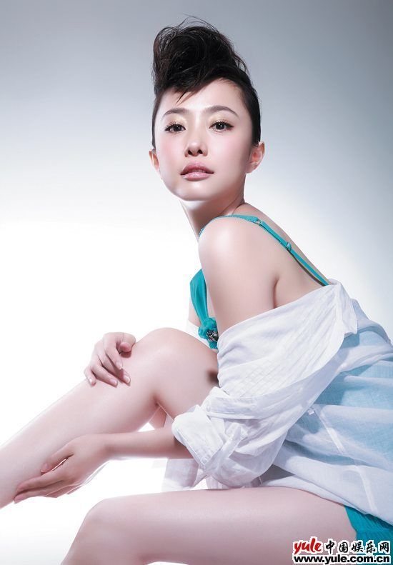 Yuanyuan Liu Sexy and Hottest Photos , Latest Pics