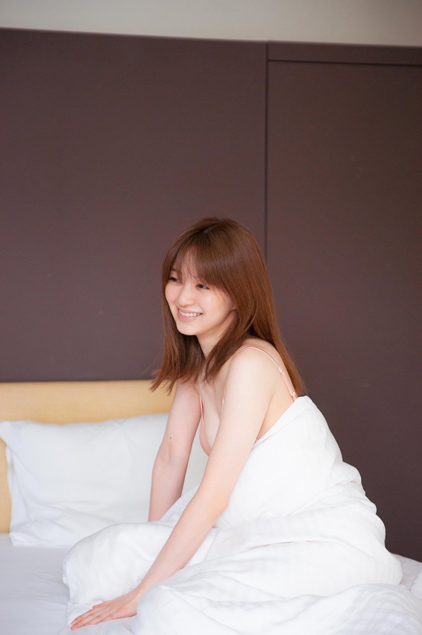 Rina Aizawa Sexy and Hottest Photos , Latest Pics