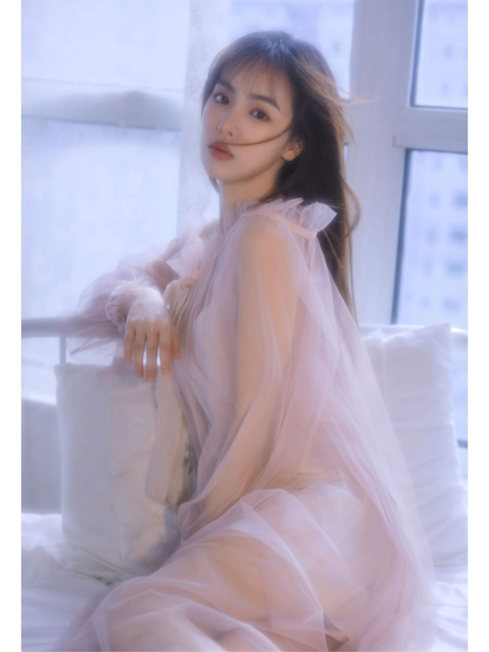 Yuting Xiong Sexy and Hottest Photos , Latest Pics