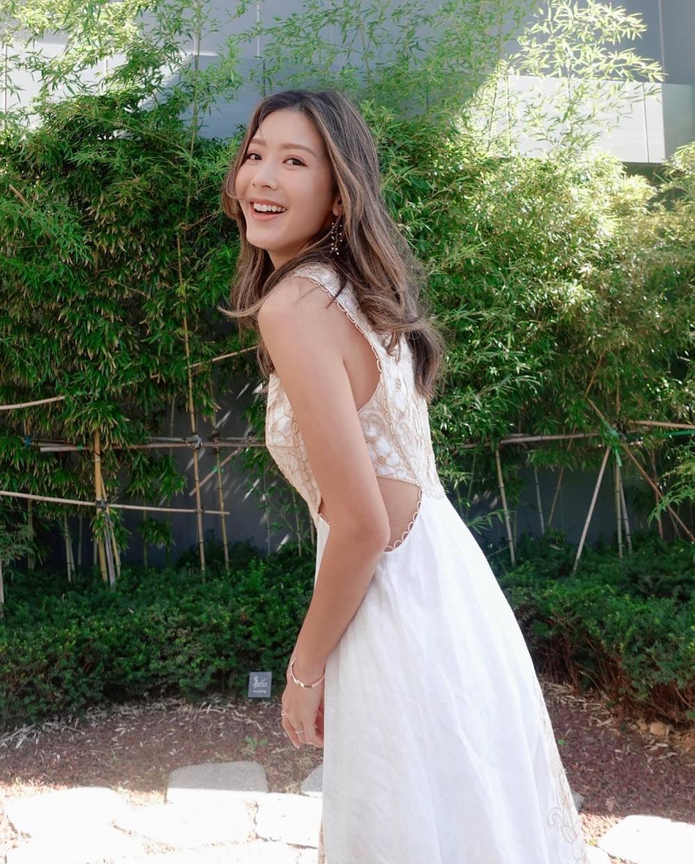 Jennifer Yu Sexy and Hottest Photos , Latest Pics
