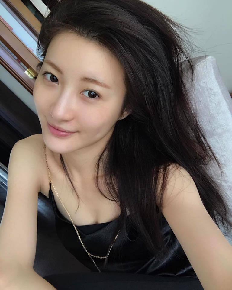 Rosina Lin Sexy and Hottest Photos , Latest Pics
