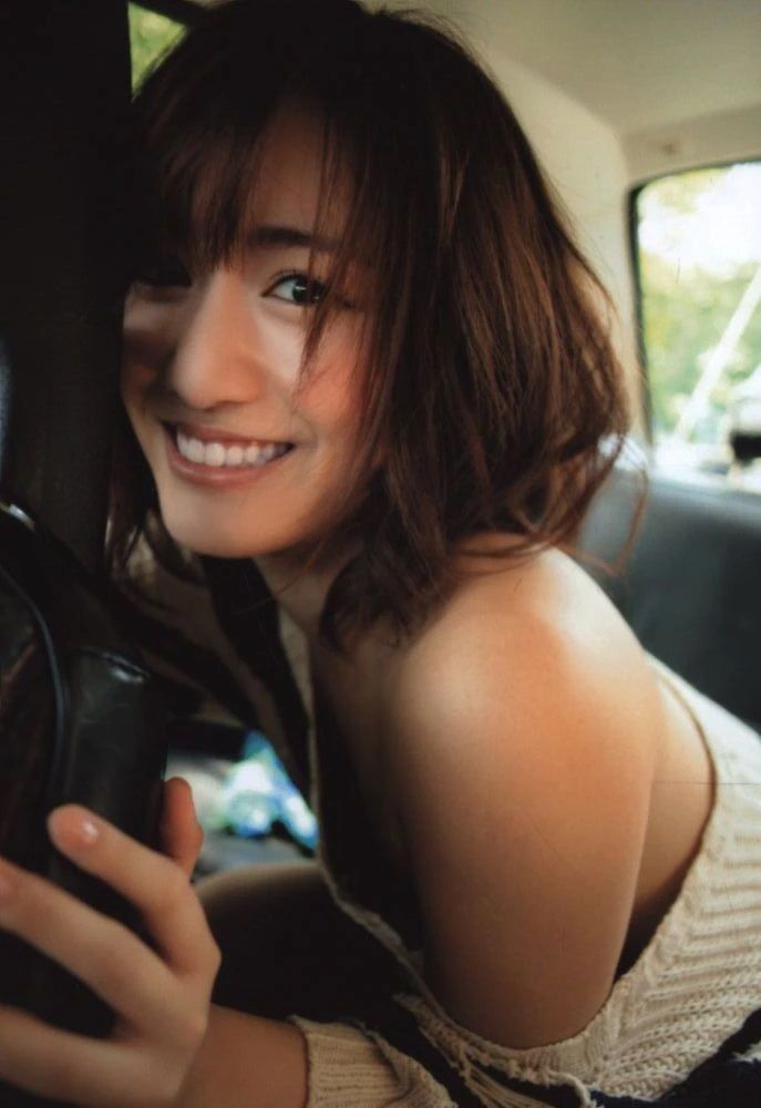Nami Motoyama Sexy and Hottest Photos , Latest Pics