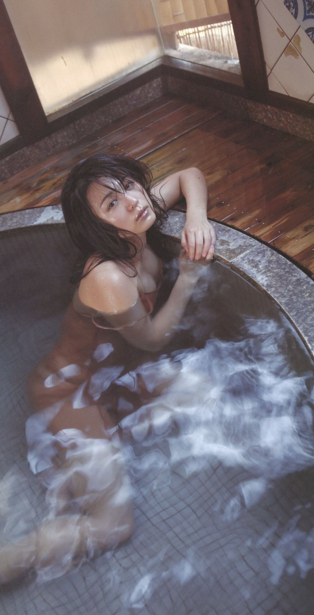 Yukie Kawamura Sexy and Hottest Photos , Latest Pics