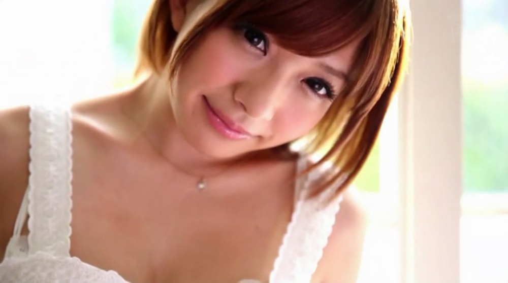 Rika Mari Sexy and Hottest Photos , Latest Pics