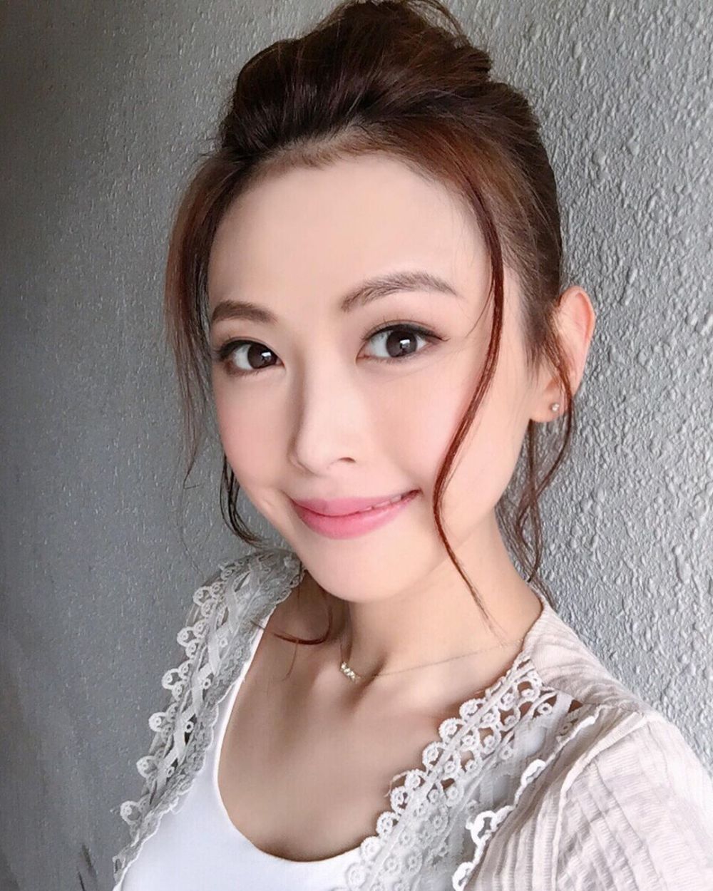 Hebe Chan Sexy and Hottest Photos , Latest Pics