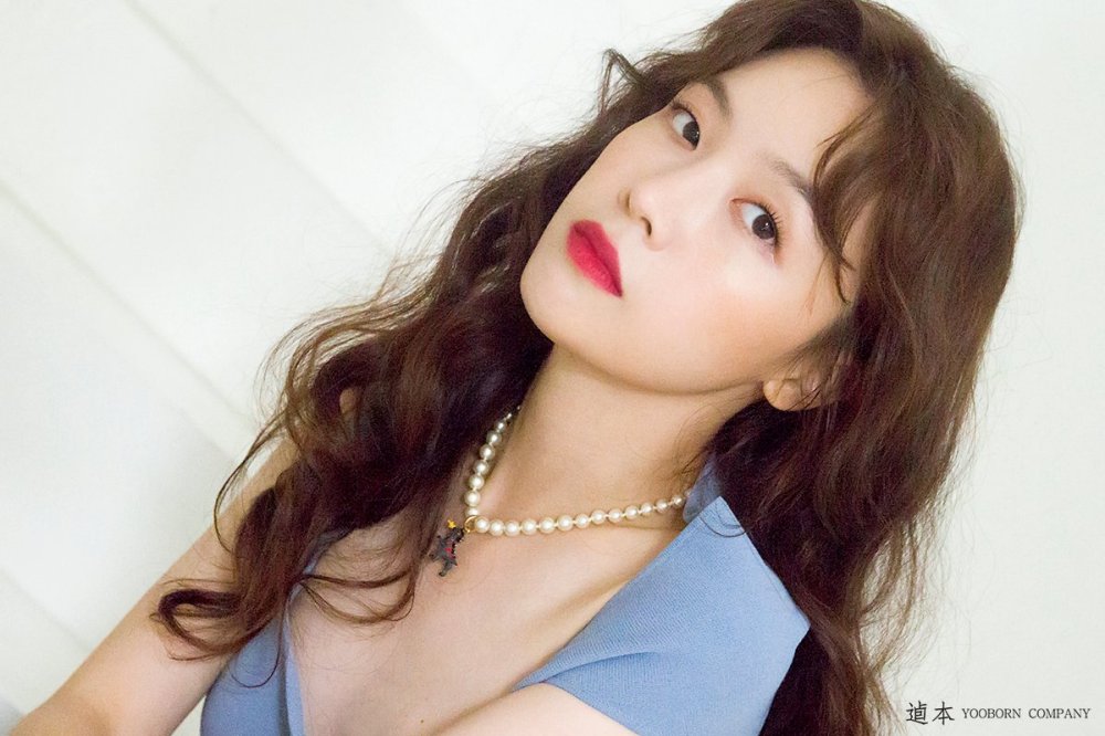 Min-ah Bang Sexy and Hottest Photos , Latest Pics