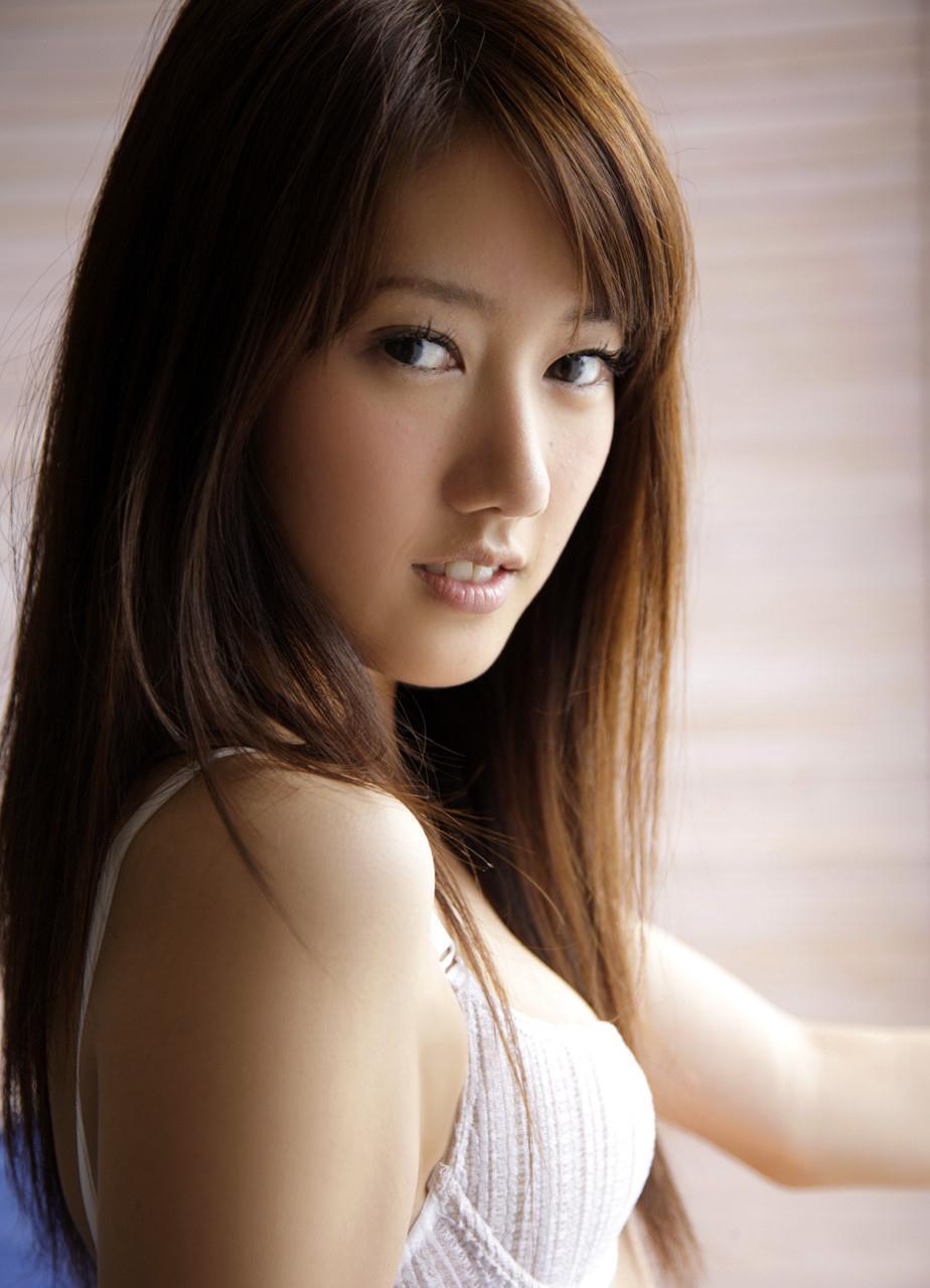 Hanako Takigawa Sexy and Hottest Photos , Latest Pics