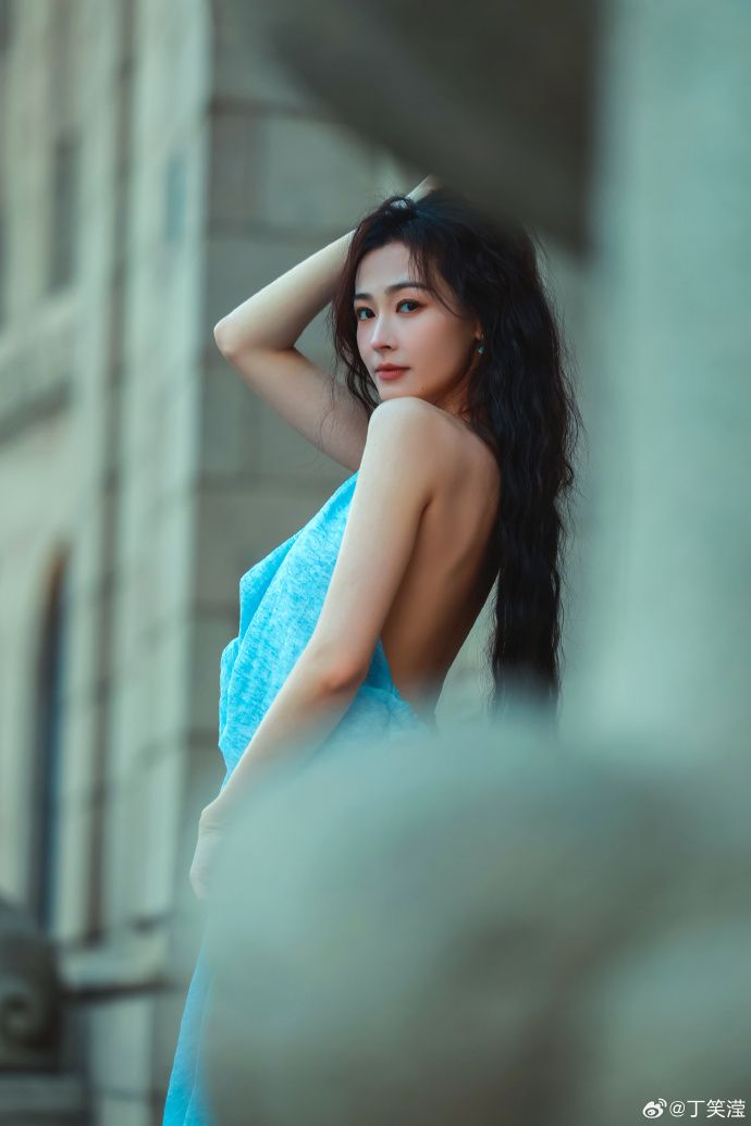 Xiaoying Ding Sexy and Hottest Photos , Latest Pics