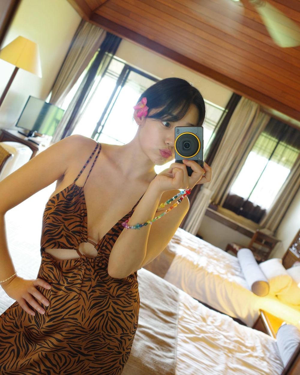 Mi-na Kang Sexy and Hottest Photos , Latest Pics