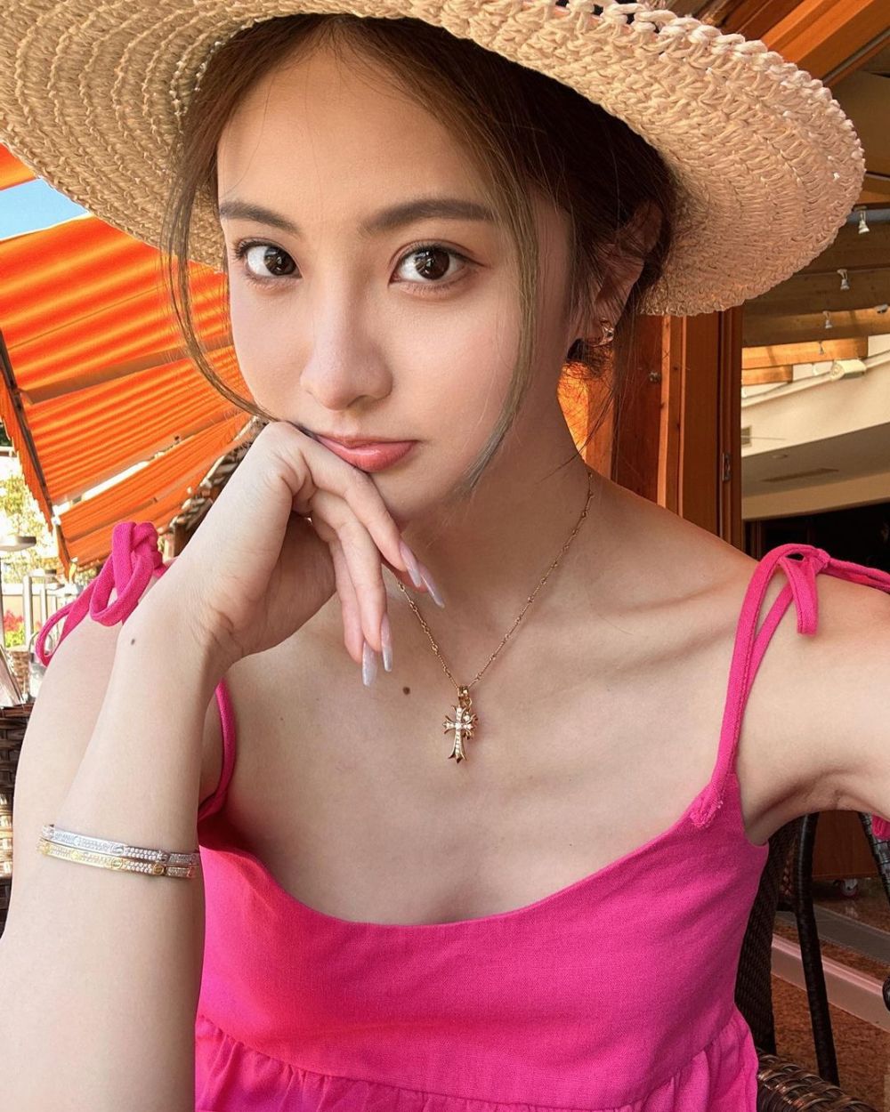 Yumeng Lai Sexy and Hottest Photos , Latest Pics