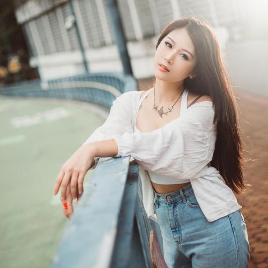 李昭南 Sexy and Hottest Photos , Latest Pics
