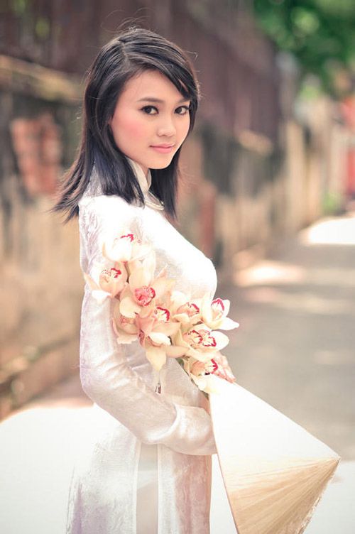 Ninh Duong Lan Ngoc Sexy and Hottest Photos , Latest Pics