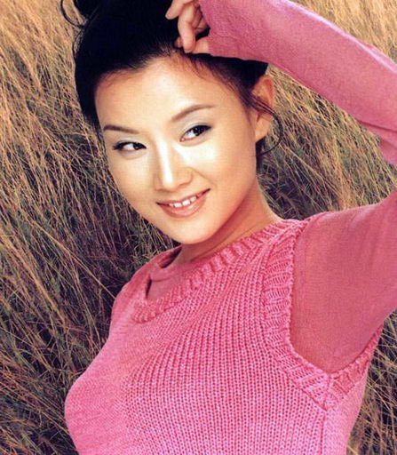 Zuying Song Sexy and Hottest Photos , Latest Pics