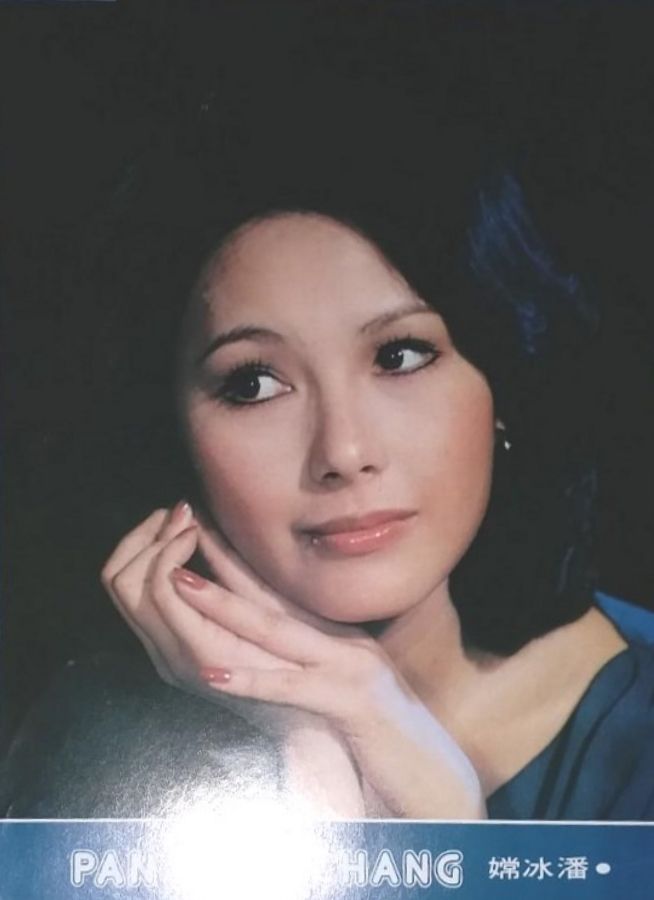 Helen Poon Sexy and Hottest Photos , Latest Pics