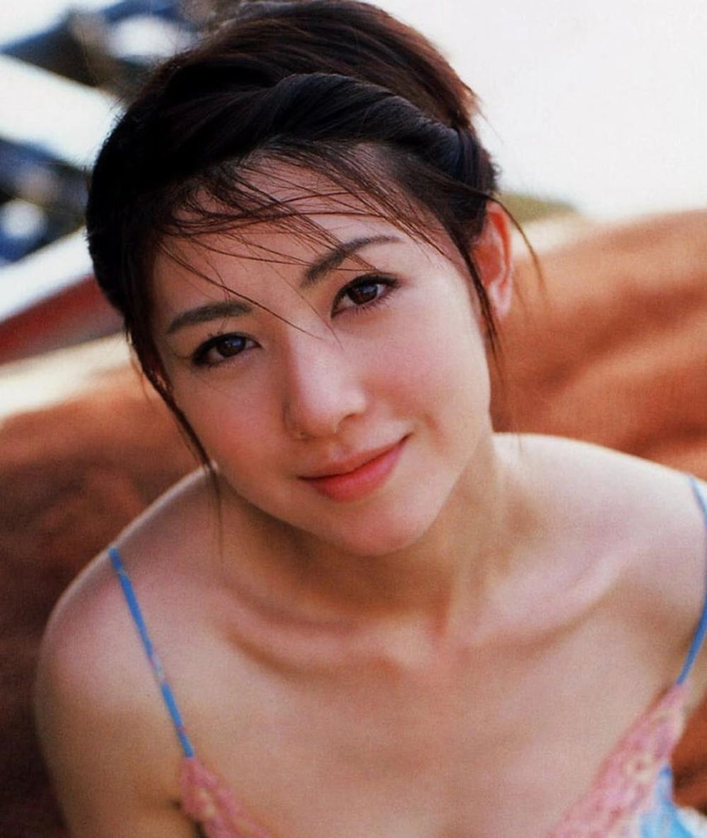 Atsuko Miura Sexy and Hottest Photos , Latest Pics