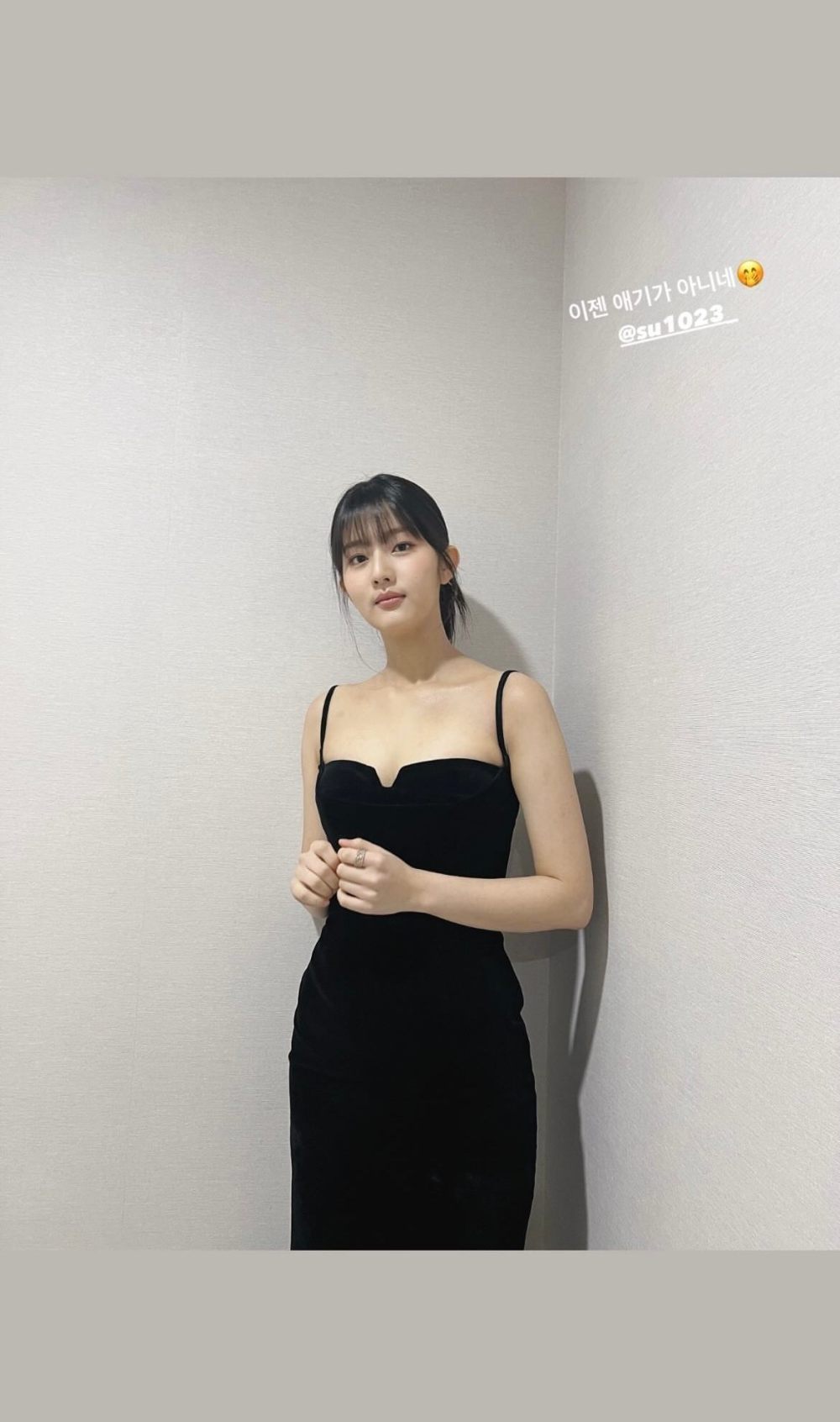 Eun-soo Shin Sexy and Hottest Photos , Latest Pics