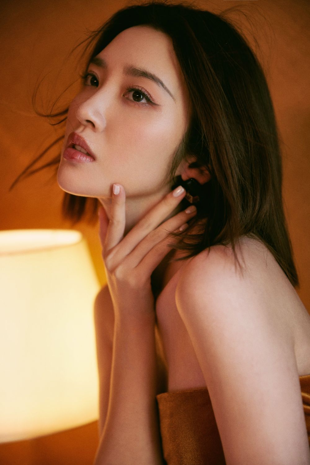 Yixin Tang Sexy and Hottest Photos , Latest Pics