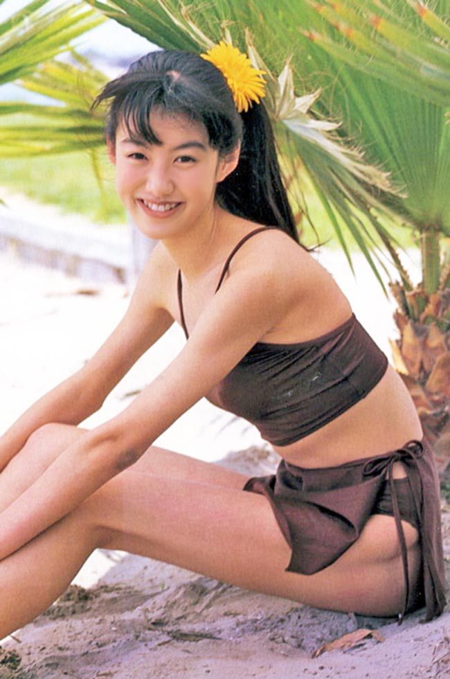 Rie Tomosaka Sexy and Hottest Photos , Latest Pics