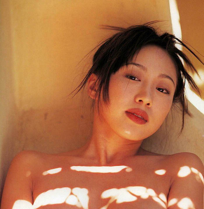 Shizuko Iwasaki Sexy and Hottest Photos , Latest Pics