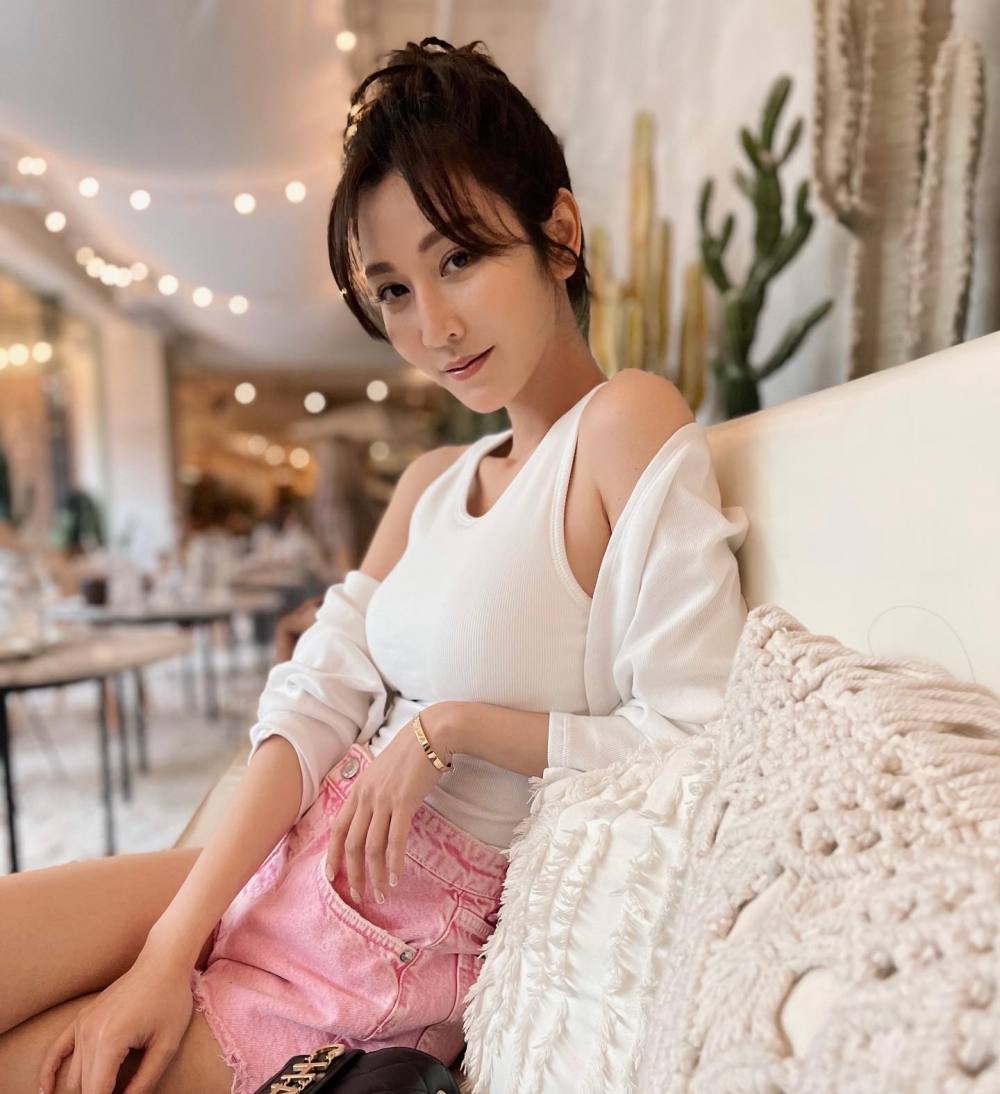 Wan-Ting Tseng Sexy and Hottest Photos , Latest Pics