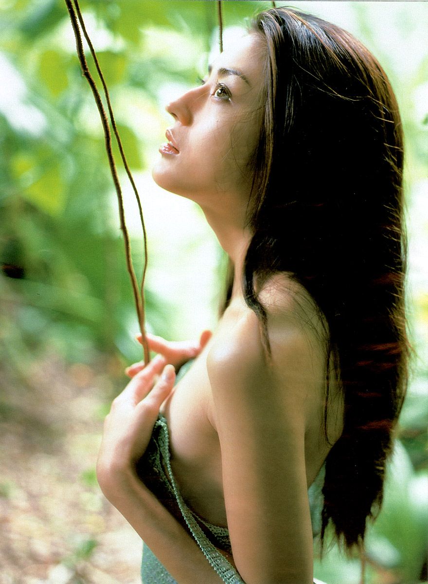 Maju Ozawa Sexy and Hottest Photos , Latest Pics