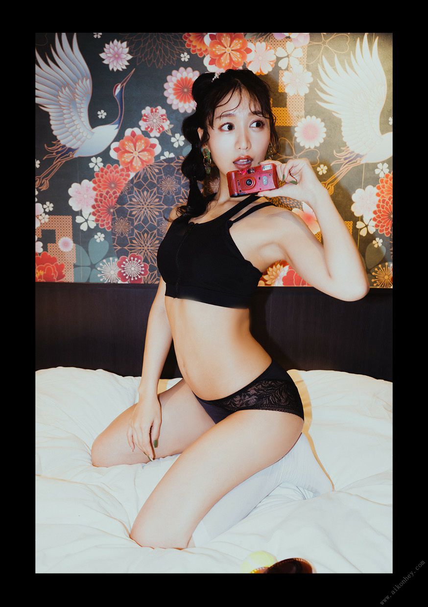 星奈爱 Sexy and Hottest Photos , Latest Pics